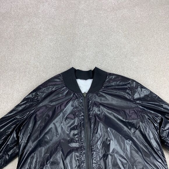 The North Face Women's Reversible Terra Metro Bomber Jacket Faux Fur Size Small - Picture 3 of 16